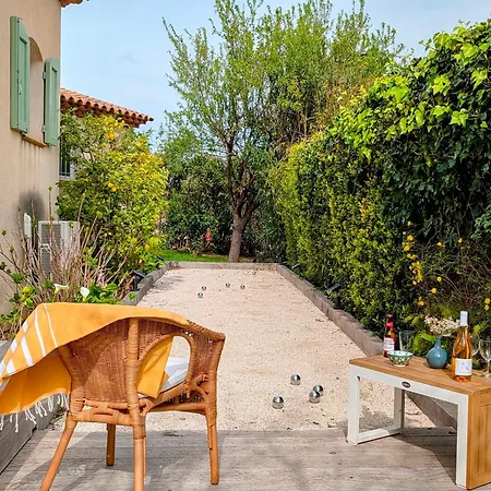 Flora -150m2, Swimming Pool, Sea On Foot, Air Conditioning Villa