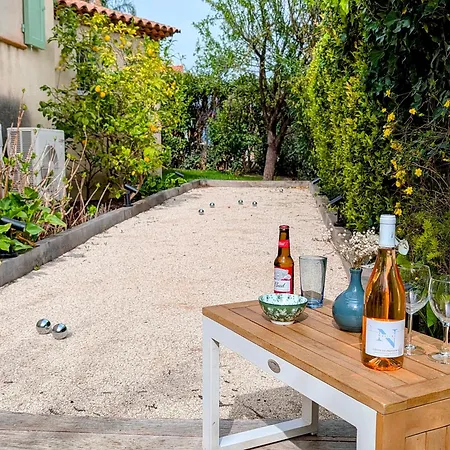 Flora -150m2, Swimming Pool, Sea On Foot, Air Conditioning * Carqueiranne