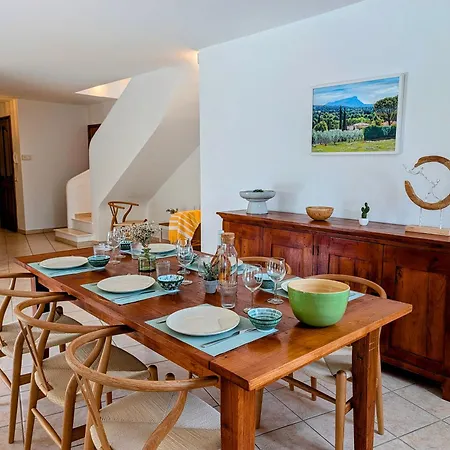 Villa Flora -150m2, Swimming Pool, Sea On Foot, Air Conditioning