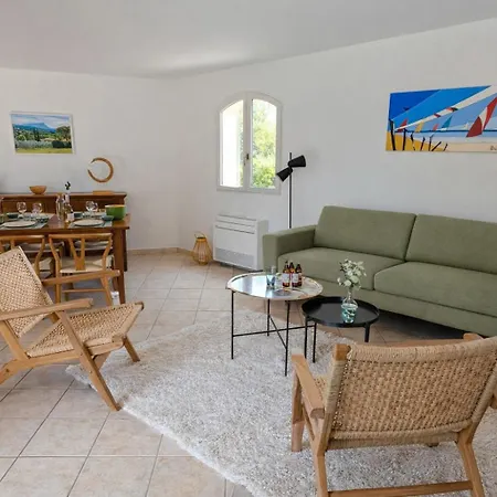 Flora -150m2, Swimming Pool, Sea On Foot, Air Conditioning Villa