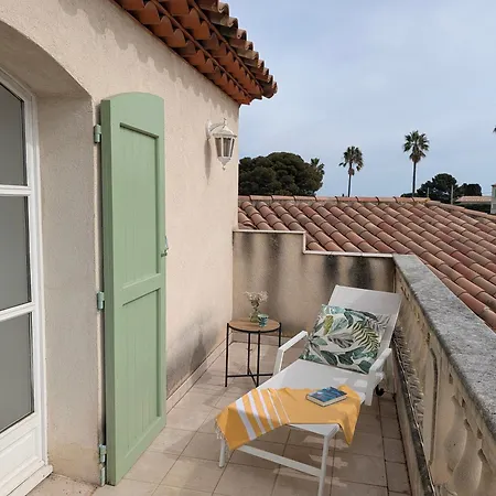 Villa Flora -150m2, Swimming Pool, Sea On Foot, Air Conditioning Carqueiranne