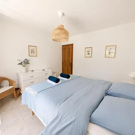 Flora -150m2, Swimming Pool, Sea On Foot, Air Conditioning Villa *