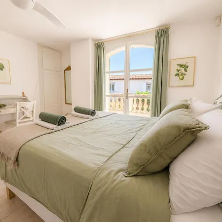 Flora -150m2, Swimming Pool, Sea On Foot, Air Conditioning Carqueiranne